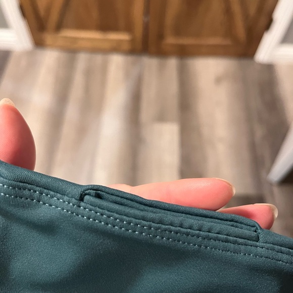 Zyia dark teal floral 6-8 - Picture 6 of 8